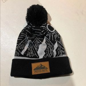 Crested Butte Pom Beanie Hat